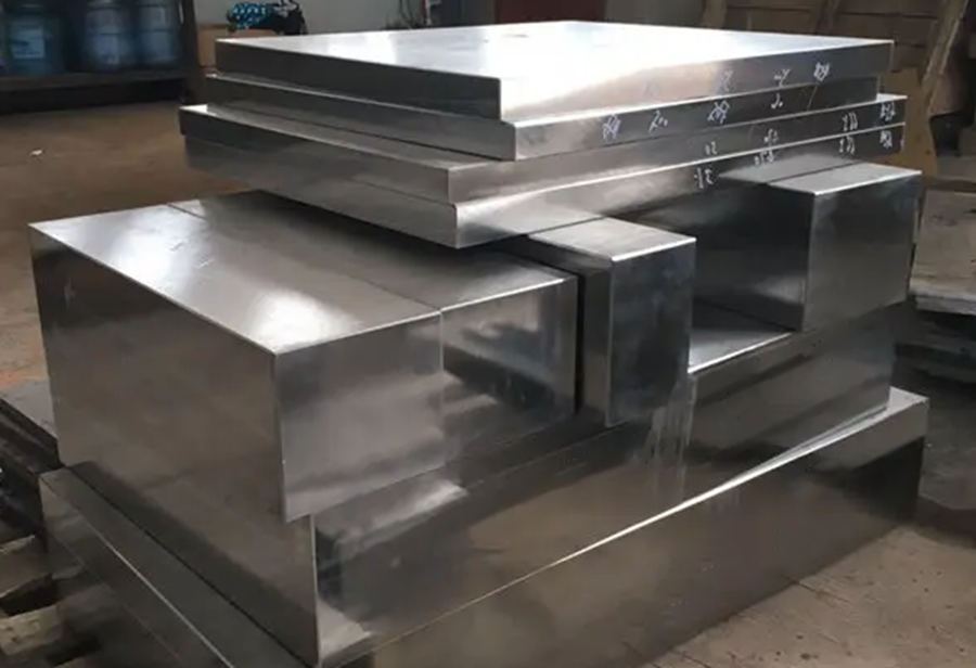 High-grade 304 and 316 stainless steel blocks and plates for precision CNC milling corrosion-resistant industrial and medical components