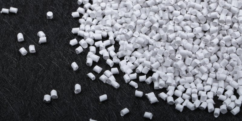 Industrial ABS and PP plastic resin granules for custom injection molding and large-scale plastic part manufacturing